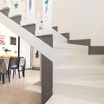 Ulivi 17 * ايزولا روسا