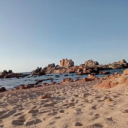 Ulivi 17 Isola Rossa (Sassari)
