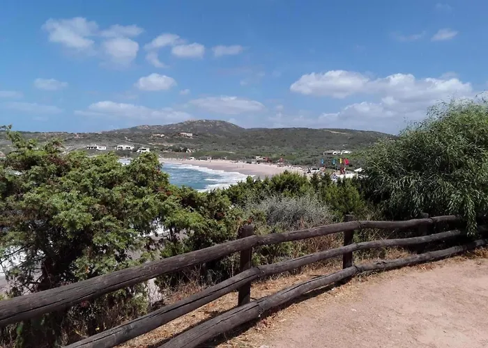 Ulivi 17 Isola Rossa (Sassari)